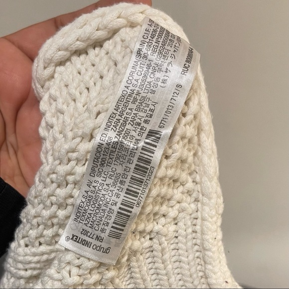 Zara White Sweater. - Picture 5 of 7